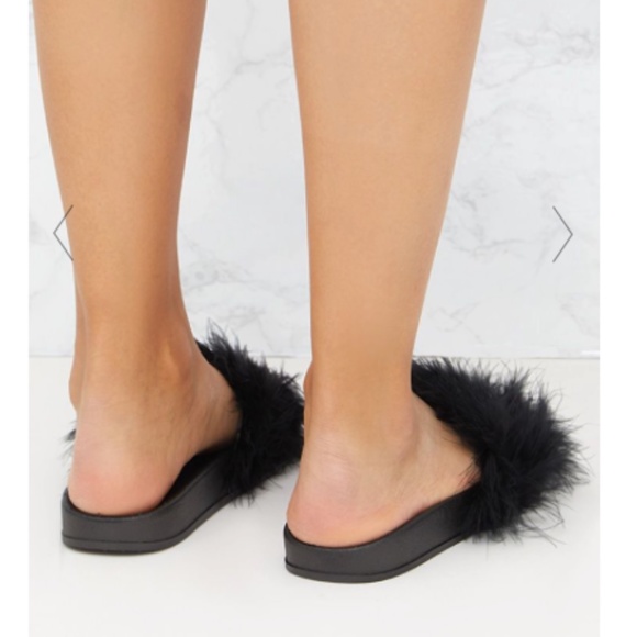 Black Feather Slip On Slide Sandals - Picture 3 of 5
